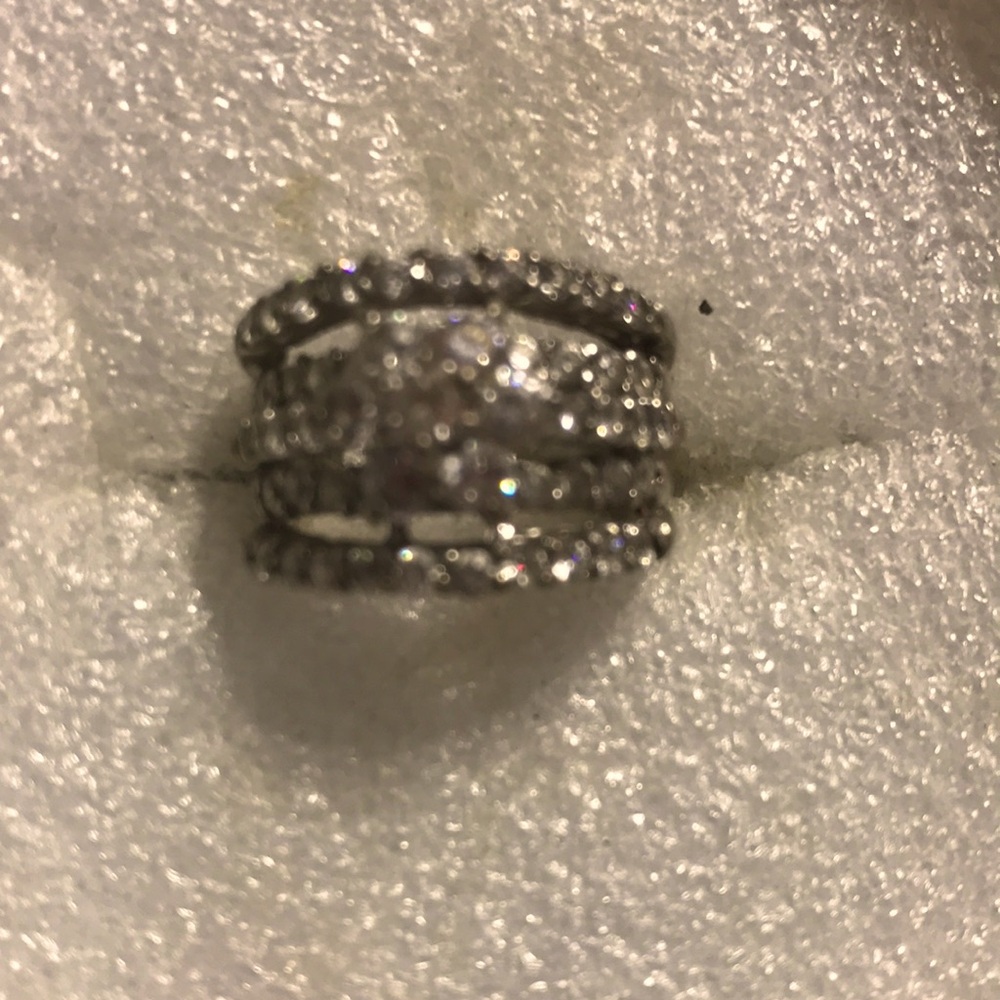 Rhinestone ring